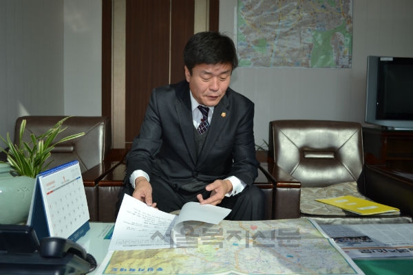 박용근 위원장은 “은평구민 모두의 바람을 담아 잘사는 도시로 만들겠다”고 다짐했다 김수연 기자 사진