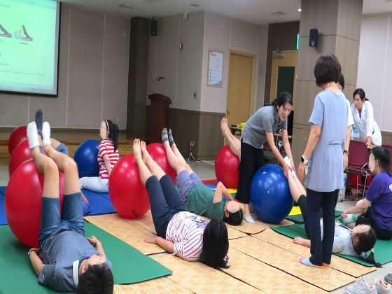 서울특별시 아동병원이 특수학교 아동청소년을 대상으로 '비만예방교실' 운영에 나섰다