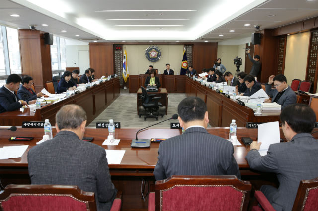 은평구의회 예산결산특별위원회 개최 모습